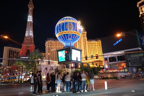 益通网 记者手记｜旅游业持续下滑 美国“娱乐之都”乐不起来了